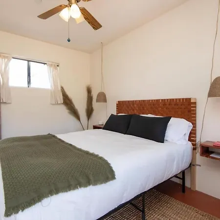 Renovated Lodge - Room 3 With Pool Access